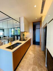 Nouvel 18 (D10), Condominium #452428181